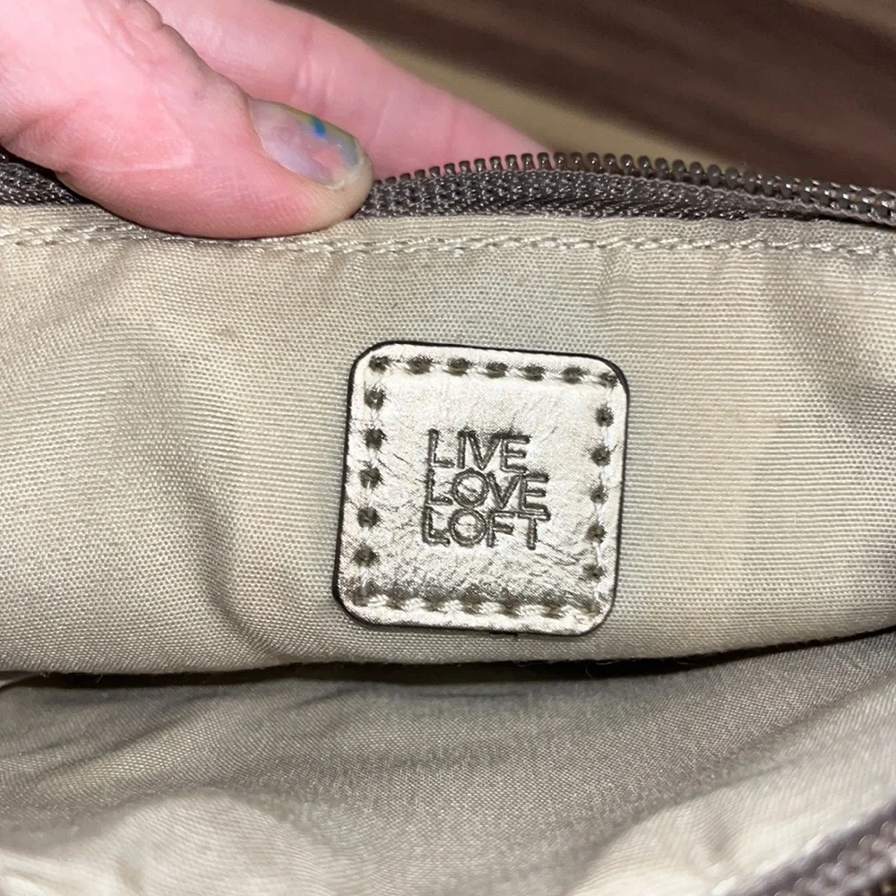Ann Taylor Loft clutch bag is silver with glitter. - Picture 7 of 9